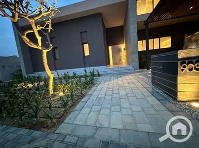 5 Bedroom Villa for Sale in Sheikh Zayed, Giza - WhatsApp Image 2025-06-25 at 12.49. 40 PM. jpeg