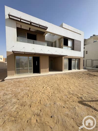 5 Bedroom Villa for Sale in 6th of October, Giza - WhatsApp Image 2025-05-04 at 1.16. 38 PM (1). jpeg