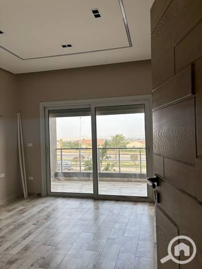 3 Bedroom Townhouse for Sale in Sheikh Zayed, Giza - cabe8a57-6eb3-4276-8753-50edcd8fbbc0. jpg