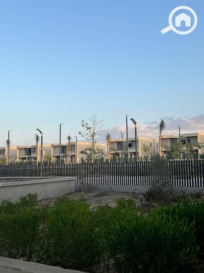 4 Bedroom Townhouse for Sale in 6th of October, Giza - 51e71eda-e4fd-4ac2-81ad-ca7717c91947. JPG