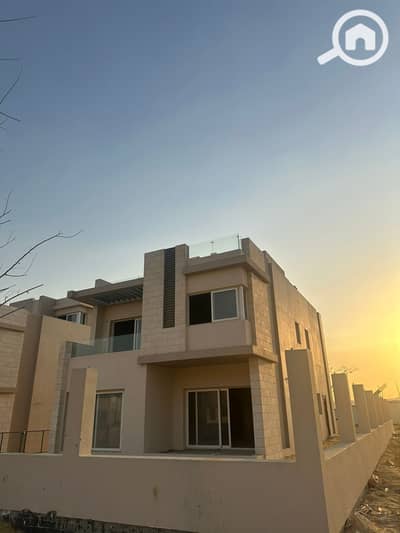 3 Bedroom Townhouse for Sale in 6th of October, Giza - WhatsApp Image 2025-01-19 at 3.11. 45 PM. jpeg
