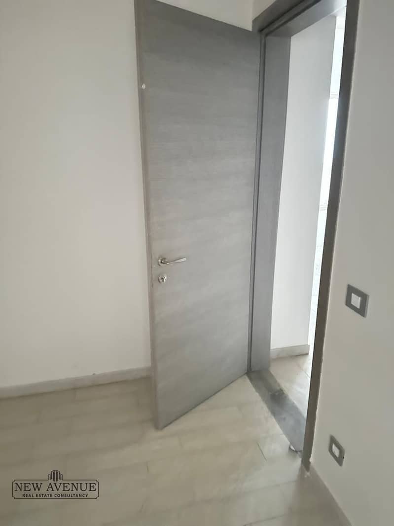 7 49c6b274-7fdf-4d39-bce2-07aa93acbeba. jpeg