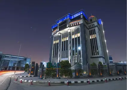 Premium Fully Furnished Office 90 Street- Living in 202
