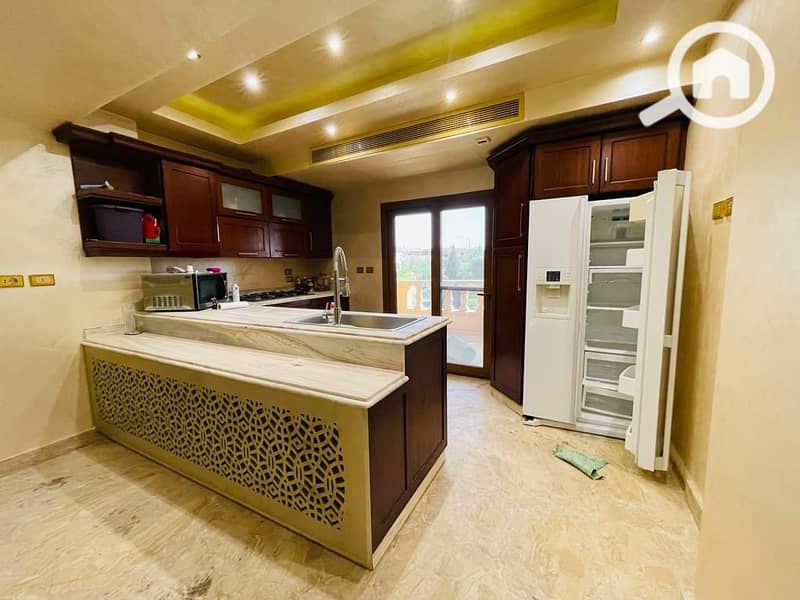 18 dd7bd8e4-abda-414e-b761-39d364a4ddae. jpg