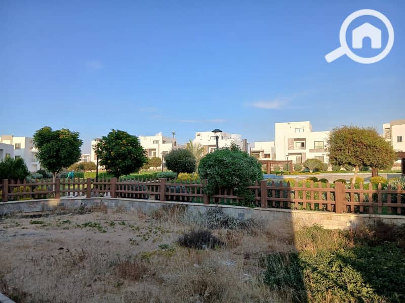 6 aef80cc3-5c4d-4322-a232-fa543b0a0d75. jpg