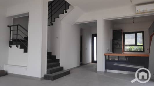 4 Bedroom Villa for Sale in Shorouk City, Cairo - WhatsApp Image 2025-05-27 at 14.36. 02_0909935b. jpg