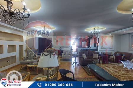 شقة 4 غرف نوم للبيع في سابا باشا، الإسكندرية - 20250802_182839. jpg