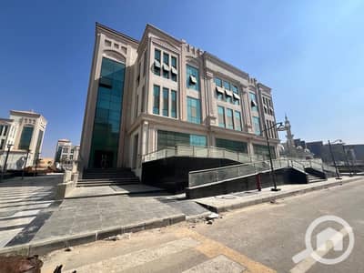 محلات تجارية  للايجار في القاهرة الجديدة، القاهرة - 49b9f2b7-86d1-4f15-ab1e-f5a29b9d6d81. jpeg