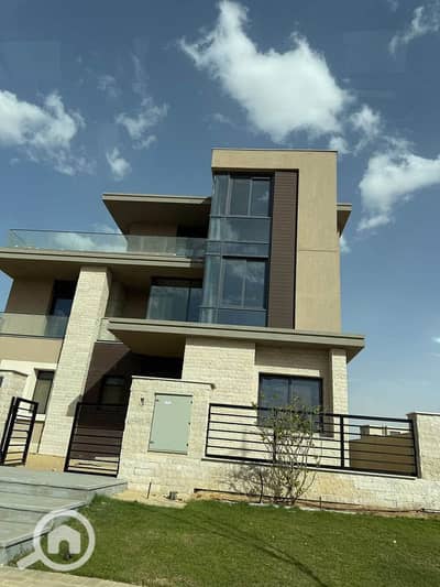 5 Bedroom Villa for Sale in Sheikh Zayed, Giza - 496738513_2053412618478314_3578408551326023137_n. jpg