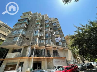 3 Bedroom Flat for Sale in Garden City, Cairo - 1. jpg