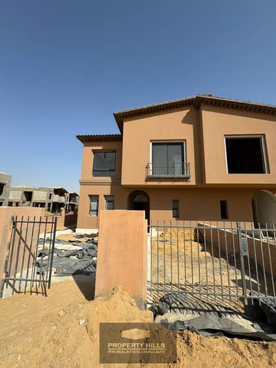 4 Bedroom Townhouse for Sale in Sheikh Zayed, Giza - WhatsApp Image 2025-08-06 at 4.18. 04 PM. jpeg