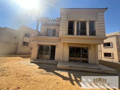 5 Bedroom Villa for Sale in Madinaty, Cairo - IMG-20250713-WA0045. jpg
