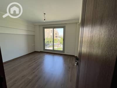 2 Bedroom Flat for Sale in 6th of October, Giza - PHOTO-2025-02-19-10-06-28. jpg