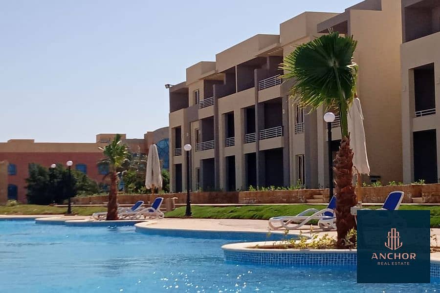 8 4_900x600. jpg