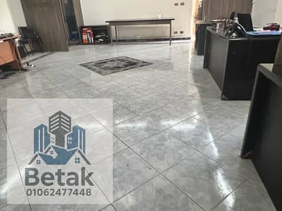 3 Bedroom Apartment for Sale in Laurent, Alexandria - فرصة شقة للبيع 300م ش ابو قير لوران فيو مفتوح