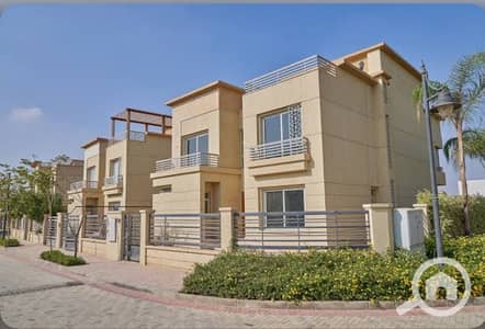 5 Bedroom Twin House for Sale in 6th of October, Giza - IMG_6219. jpeg