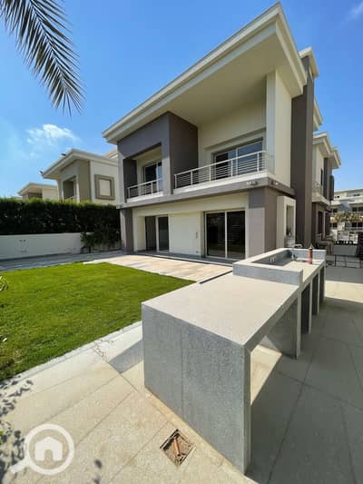 4 Bedroom Villa for Sale in New Cairo, Cairo - 836b171a-f4c4-4173-a86b-281fcaf92ded. jpg