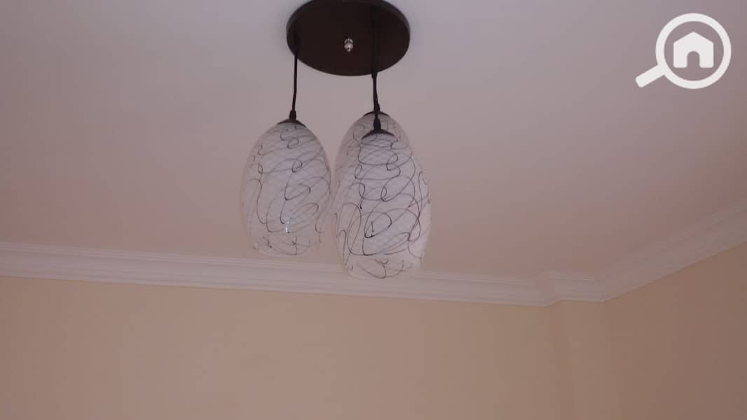 9 f2583f17-8bd6-48cc-bee4-51cc4095ddf1. jpg