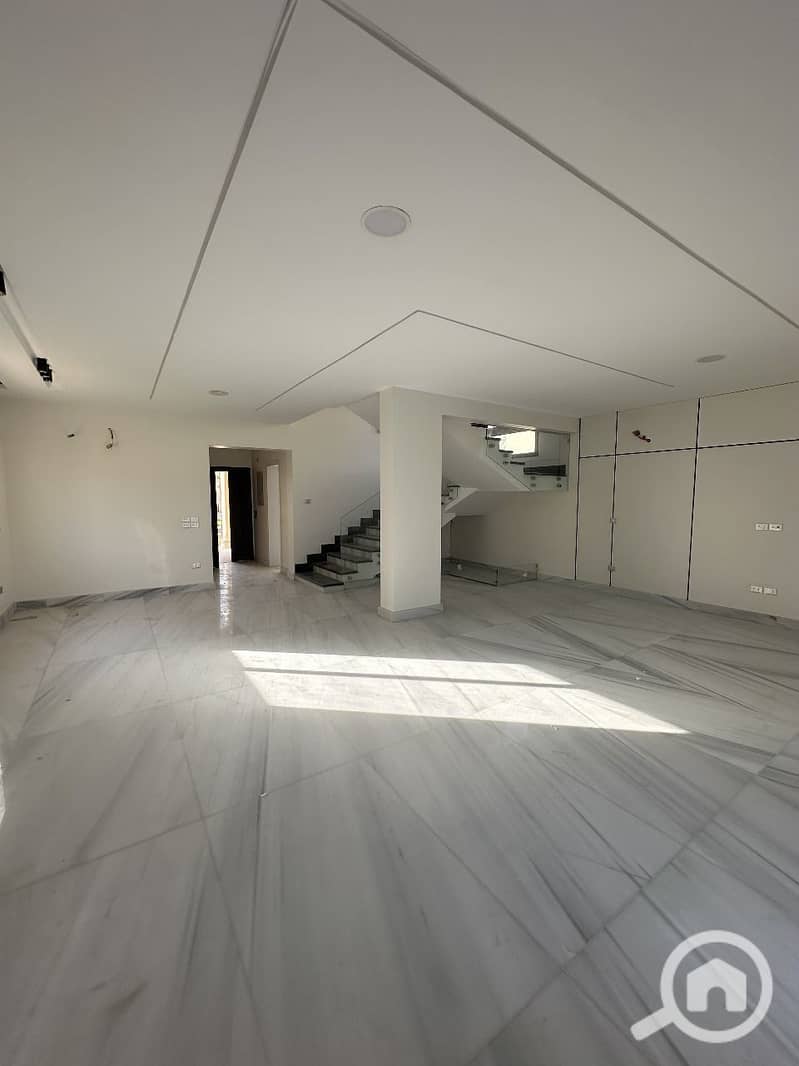 9 صورة واتساب بتاريخ 1446-05-10 في 16.48. 02_a885d610. jpg