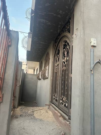 Residential Land for Sale in 10th of Ramadan, Sharqia - منزل كامل بحرى للبيع أرضى و٣ أدوار بالحى اليونانى الحى ال١٣