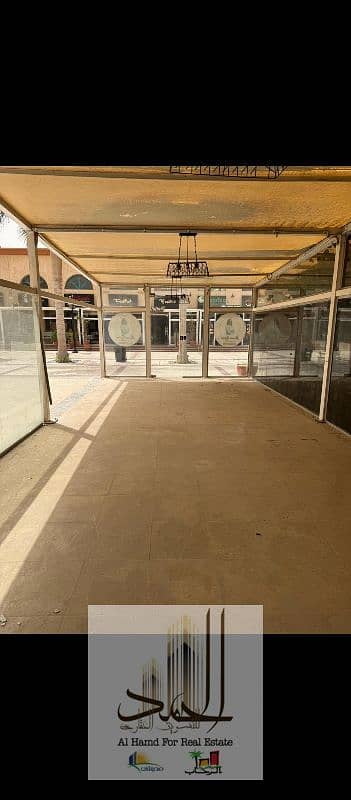 Restaurant & Cafe for Rent in New Cairo, Cairo - للايجار بالرحاب محل 67م بالسوق الشرقي لوكيشن ممتاز