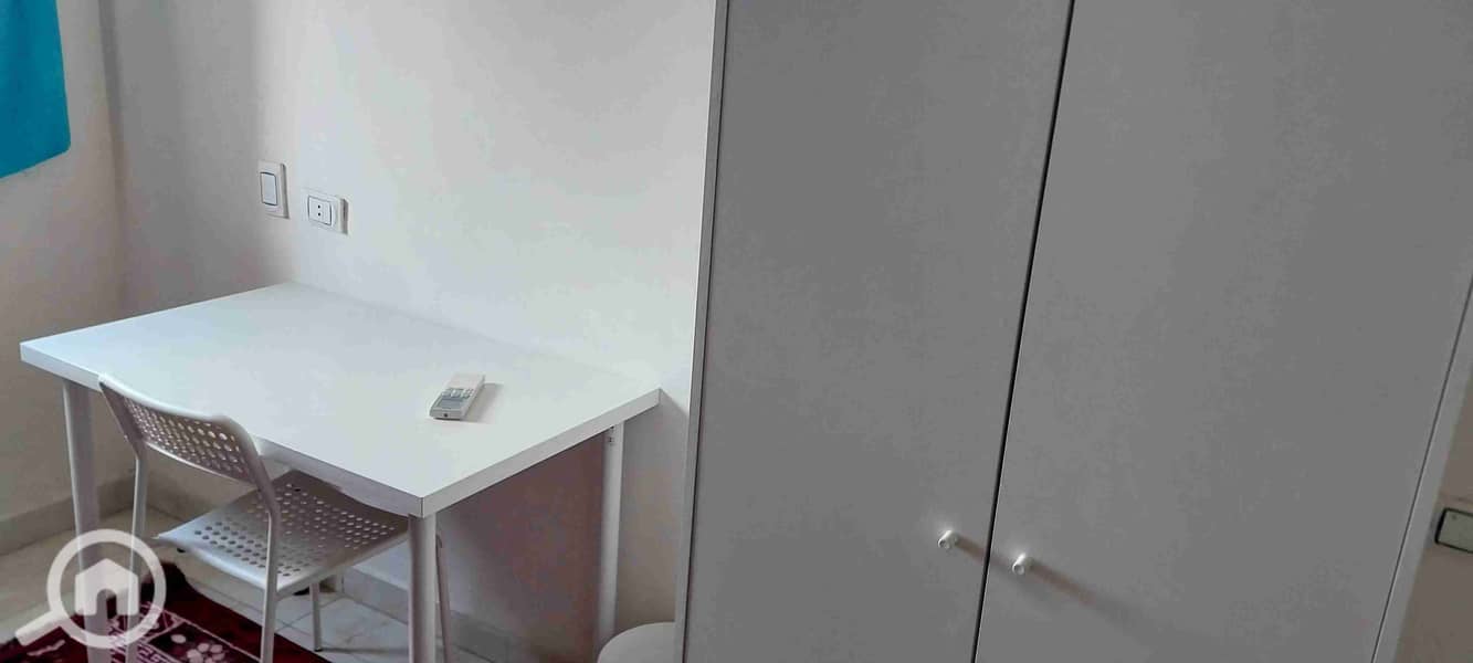 7 1000112856. heic