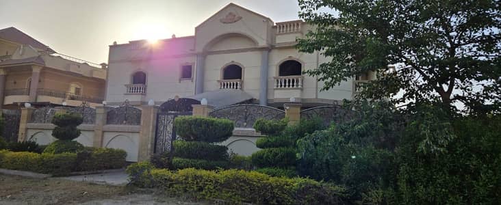 3 Bedroom Villa for Sale in 10th of Ramadan, Sharqia - فيلا 900 متر العاشر من رمضان