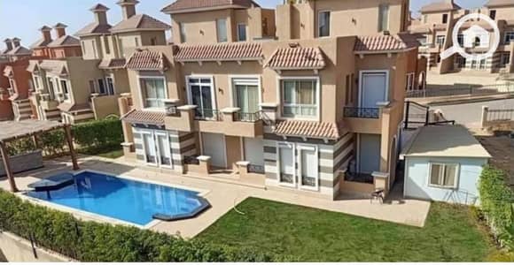 5 Bedroom Villa for Sale in 6th of October, Giza - 483d711b-1aa4-4b7e-bfb3-9da8f350daa9. jpg