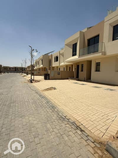 فیلا 3 غرف نوم للبيع في الشيخ زايد، الجيزة - IMG-20250809-WA0005. jpg