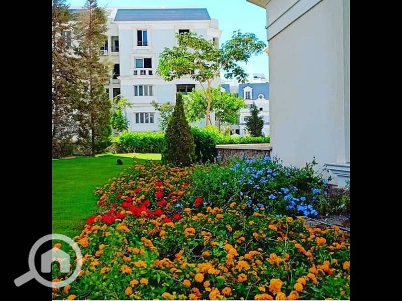 10 Life-in-mountain-view-hyde-park. jpg