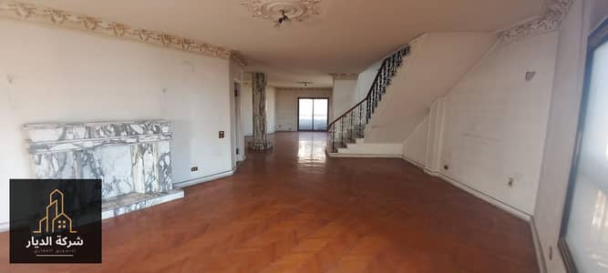5 Bedroom Duplex for Sale in Zamalek, Cairo - IMG-20250804-WA0050. jpg