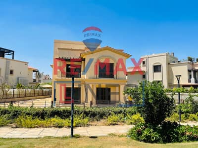 5 Bedroom Villa for Sale in Madinaty, Cairo - WhatsApp Image 2025-08-10 at 12.40. 07 PM (3). jpeg