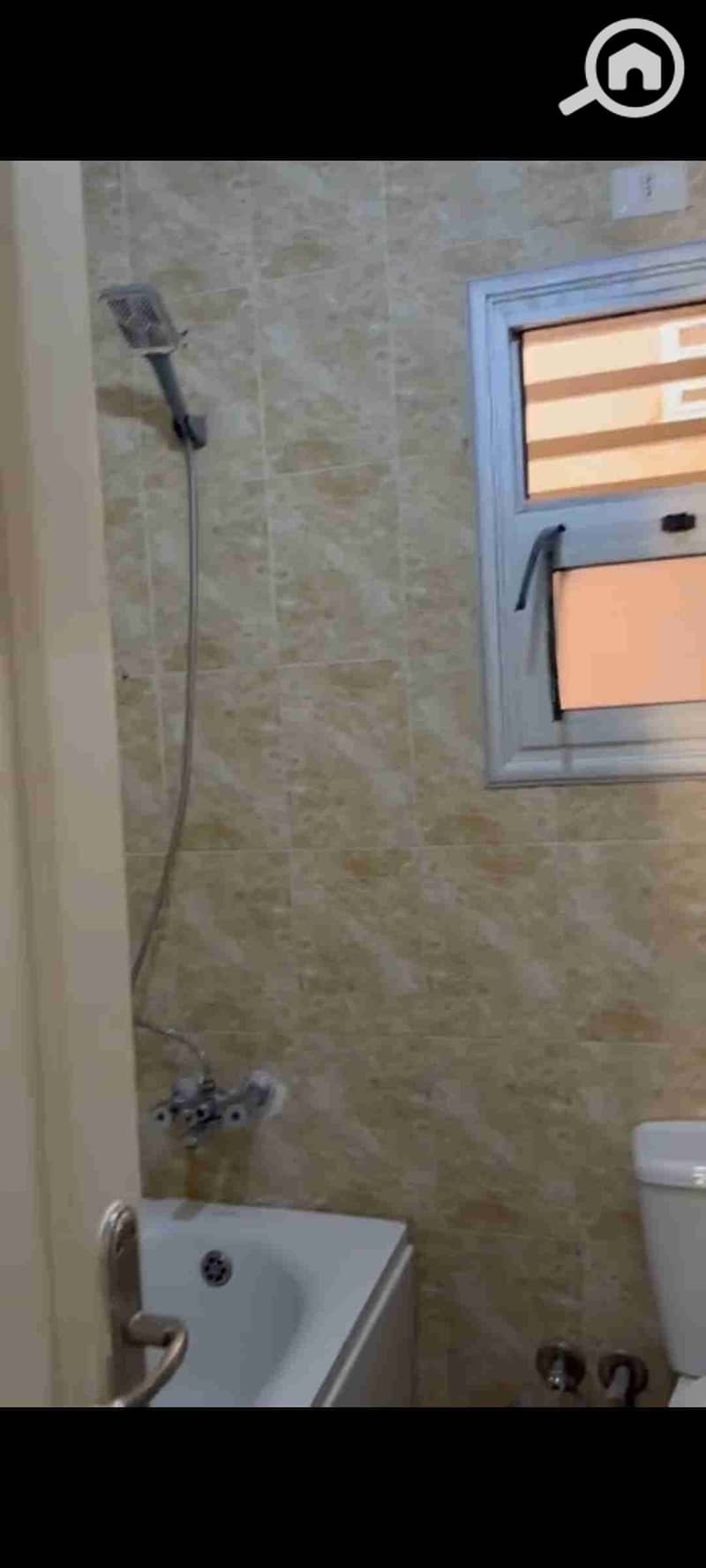 4 1000197981. jpg