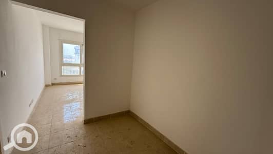 3 Bedroom Flat for Sale in Madinaty, Cairo - 1. jpg
