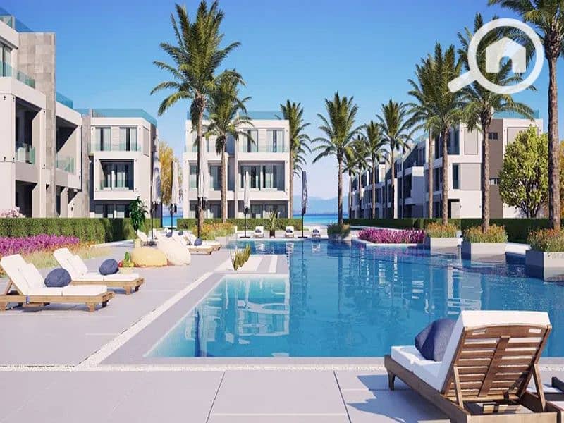 11 Swimming-pool-in-La-Vista-Topaz. jpg