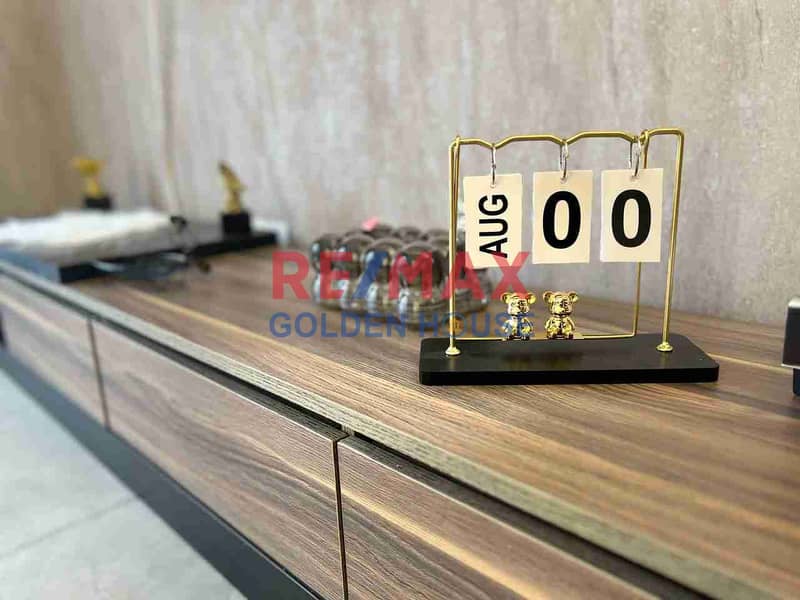 10 1000213840. jpg