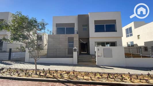 4 Bedroom Villa for Sale in New Cairo, Cairo - WhatsApp Image 2022-11-25 at 4.11. 47 PM (1). jpeg