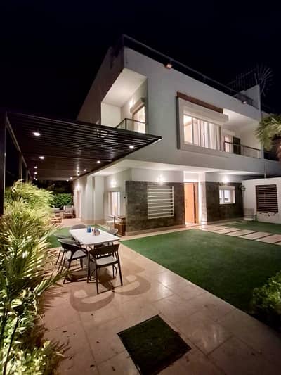 3 Bedroom Villa for Sale in Sheikh Zayed, Giza - فيلا مفروشة للبيع في الشيخ زايد