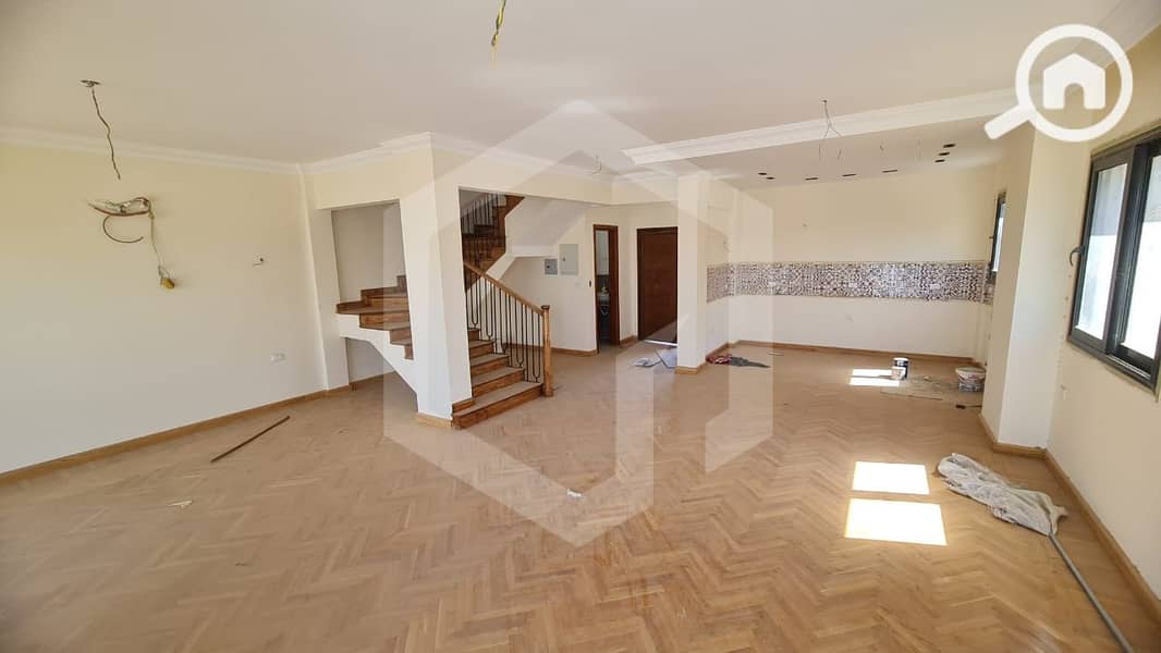 2 Patio Al Zahraa 1. jpg