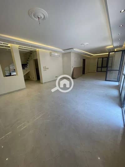 3 Bedroom Townhouse for Sale in New Cairo, Cairo - 520700865_122138300210672905_14775684818822480_n. jpg