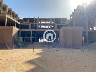 Other Commercial for Sale in Ain Sukhna, Suez - فندق و مبني تجاري للببع داخل قرية ومنتجع سياحي بالعين السخنة