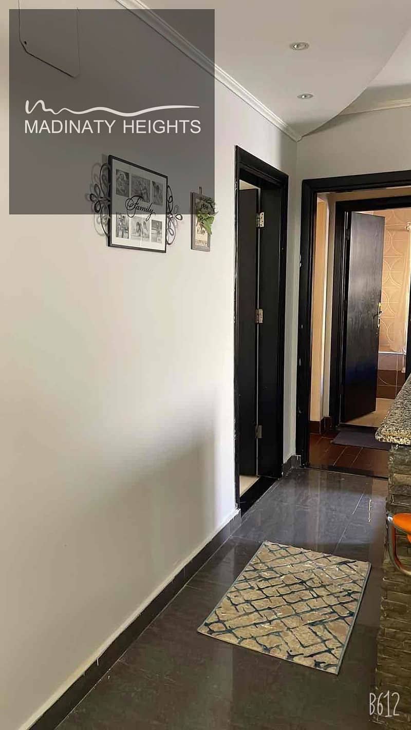 4 73ea5806-f2bd-4a23-92e5-88cca7a1d7ec. jpg