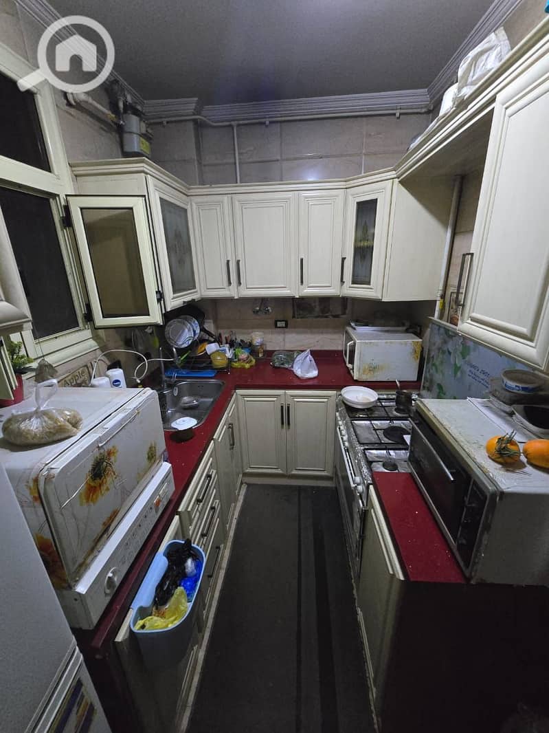 10 1fb03a64-4aa0-409b-bdf1-2990927bed3b. jpg