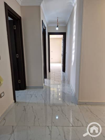 2 Bedroom Flat for Sale in Zahraa Al Maadi, Cairo - 8. jpg