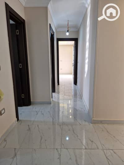 2 Bedroom Apartment for Sale in Zahraa Al Maadi, Cairo - 8. jpg
