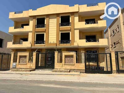 10+ Beds Villa for Sale in New Cairo, Cairo - 1000002857. jpg