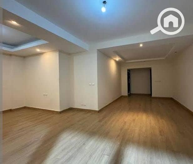 شقة للايجار قانون جديد في كفر عبده شقة للايجار قانون جديد في كفر عبده