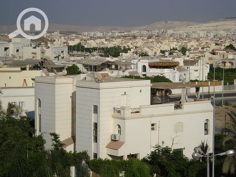 7 800px-ZayedCity2. jpg