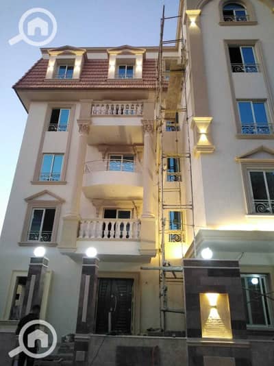 4 Bedroom Apartment for Sale in Sheikh Zayed, Giza - 1JQ9WaJSWgP4OJY06pNQnMJ5LNbnY02ZSMxkLUIA. jpeg