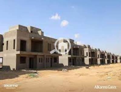 3 Bedroom Flat for Sale in Sheikh Zayed, Giza - images (4). jpg